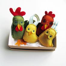 Οι προετοιμασίες για τα πασχαλινά έθιμα συνήθως συνεπάγονται πρόσθετα έξοδα και ενέργεια. Η αποστολή της εβδομάδας σε περιμένει με έξυπνες ιδέες για οικονομικές, οικολογικές και οικογενειακές γιορτές. Οι προετοιμασίες για τα πασχαλινά έθιμα συνήθως συνεπάγονται πρόσθετα έξοδα και ενέργεια. Η αποστολή της εβδομάδας σε περιμένει με έξυπνες ιδέες για οικονομικές, οικολογικές και οικογενειακές γιορτές.